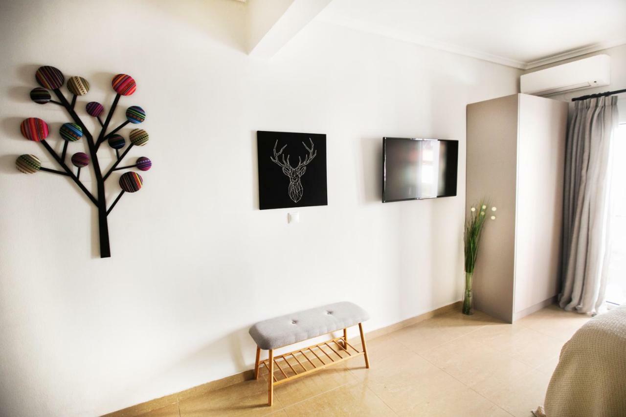 Reindeer Apartment Thessaloníki Ngoại thất bức ảnh